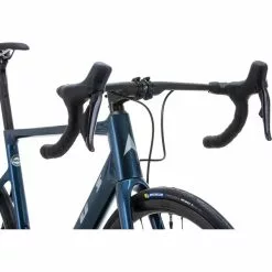 Vélo De Course VITUS VITESSE EVO CRS DISC Shimano Ultegra Di2 R8150 36/52 Bleu 2023 37 Vélo De Course VITUS VITESSE EVO CRS DISC Shimano Ultegra Di2 R8150 36/52 Bleu 2023 -Vélos Complets Soldes Boutique Vitus Vitesse EVO CRS Ultegra Di2 intl blau5B600x6005D 17